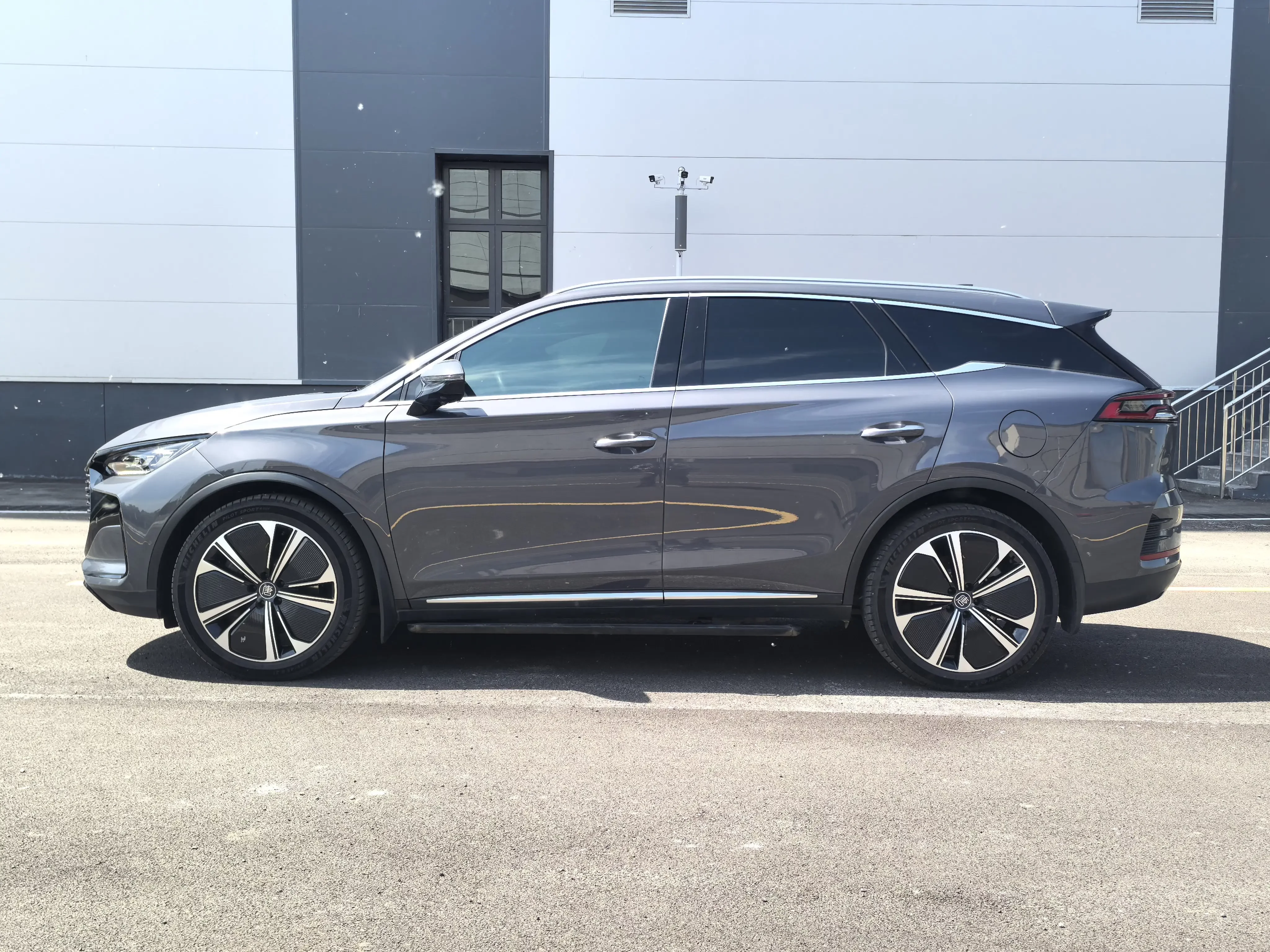 BYD Tang DM