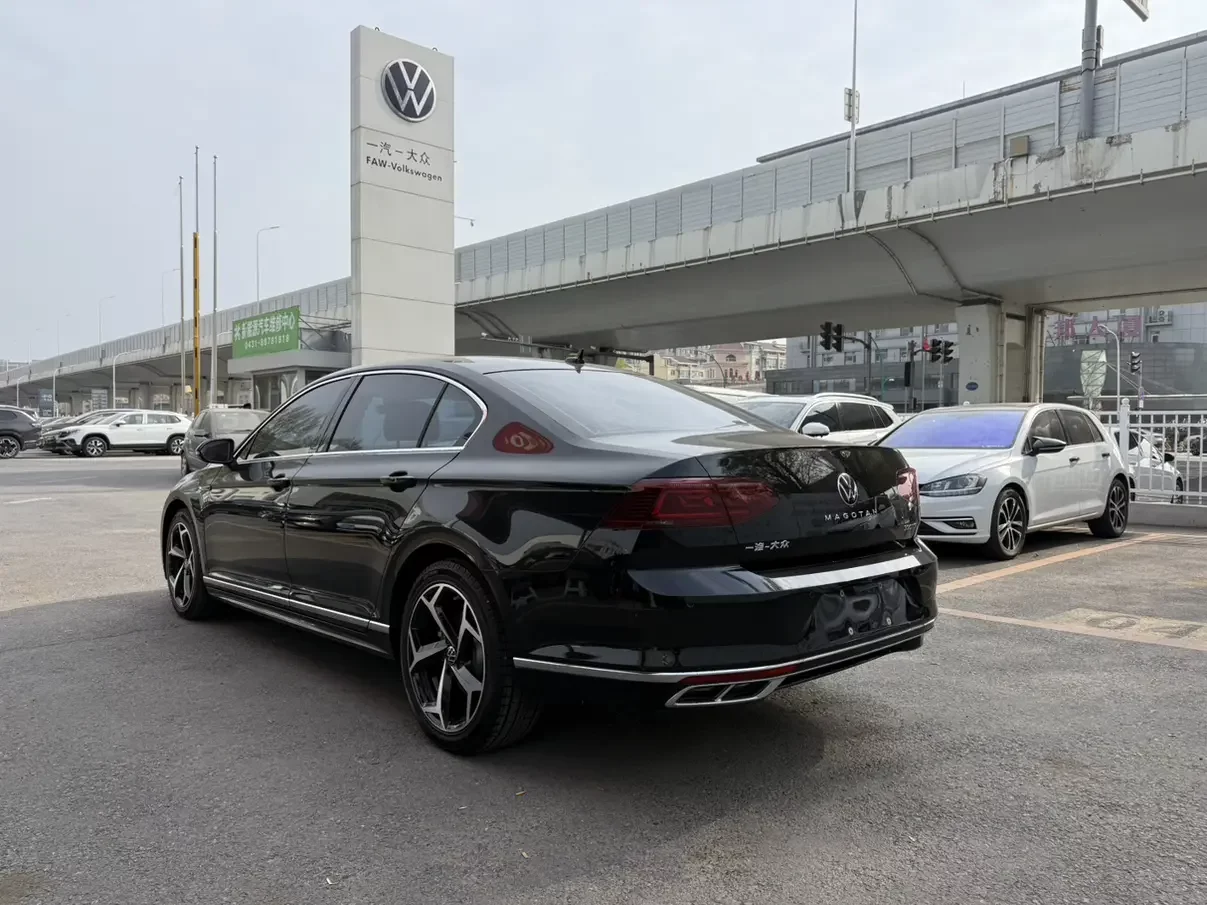 Volkswagen Magotan
