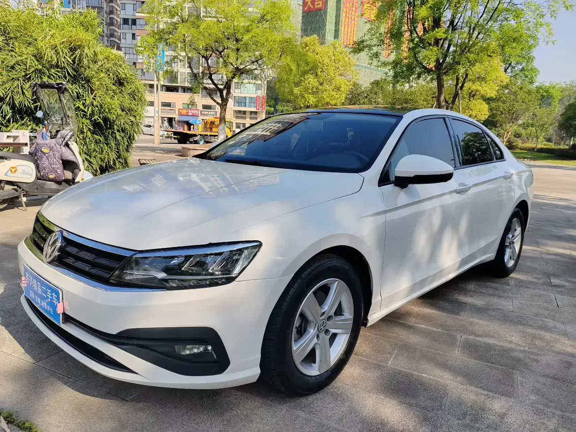Volkswagen Lamando