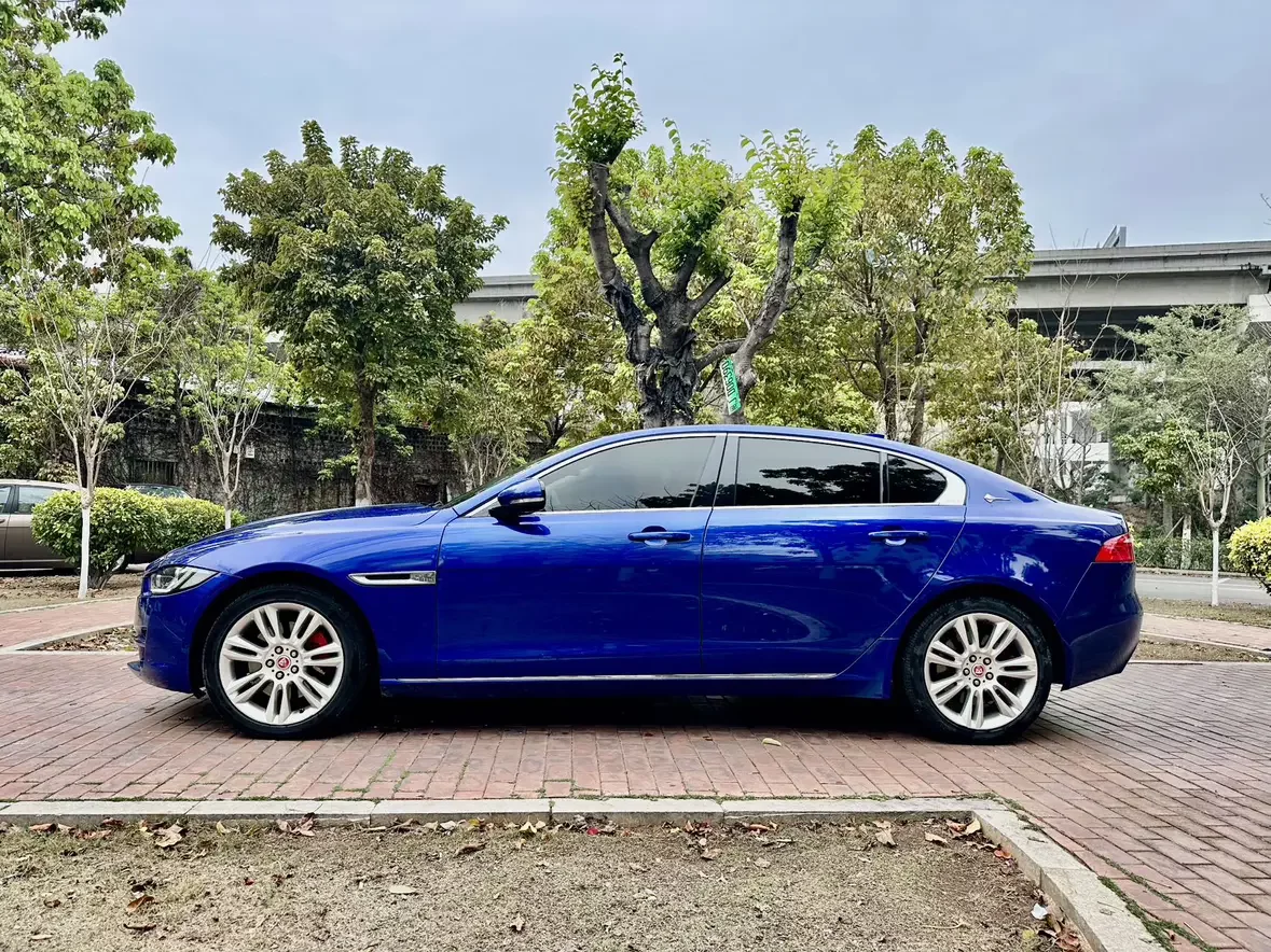 Jaguar XEL