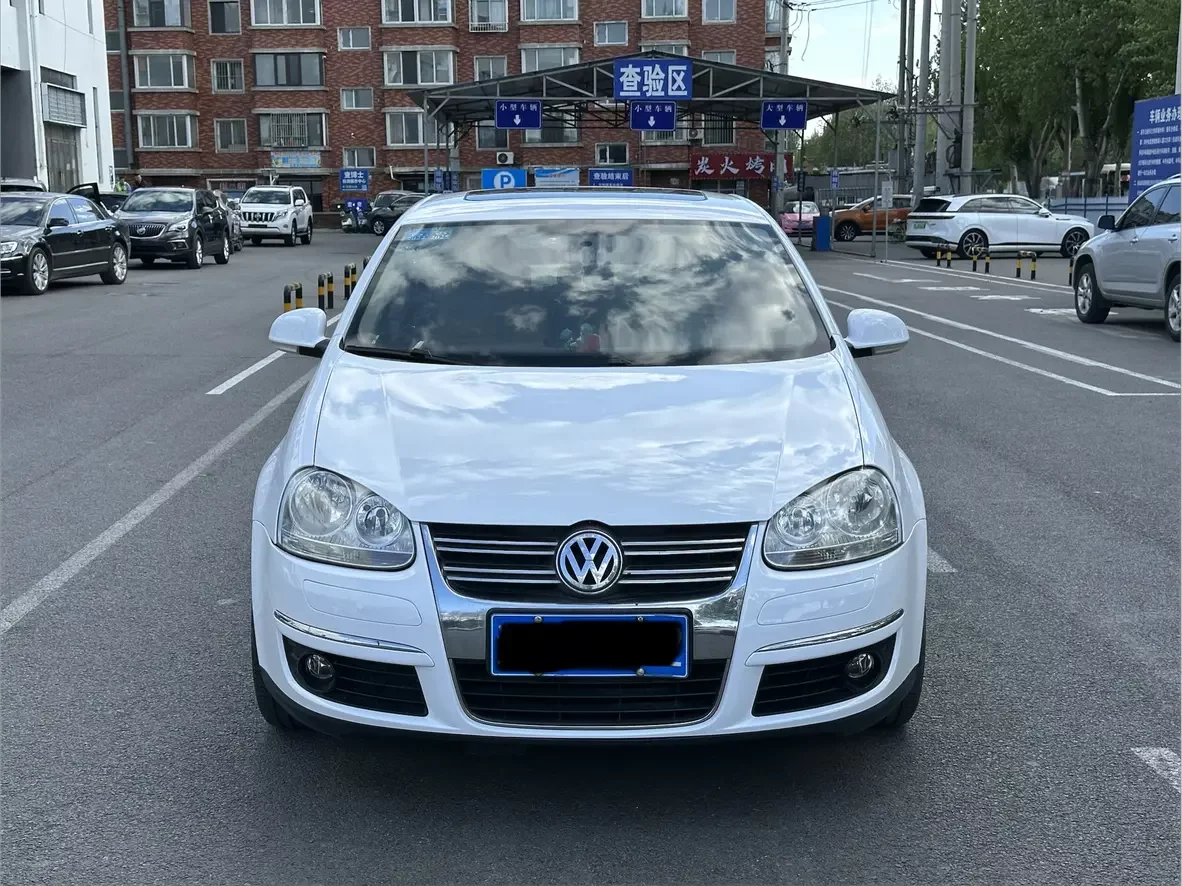 Volkswagen Sagitar