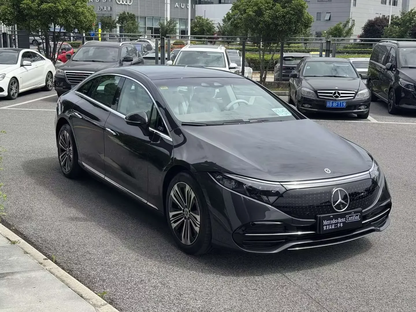 Mercedes-Benz EQS