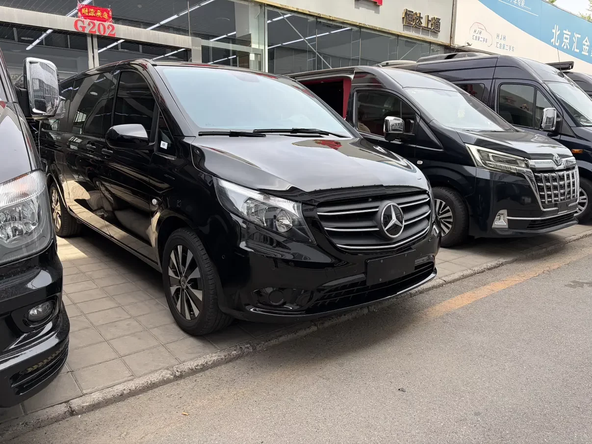 Mercedes-Benz Vito