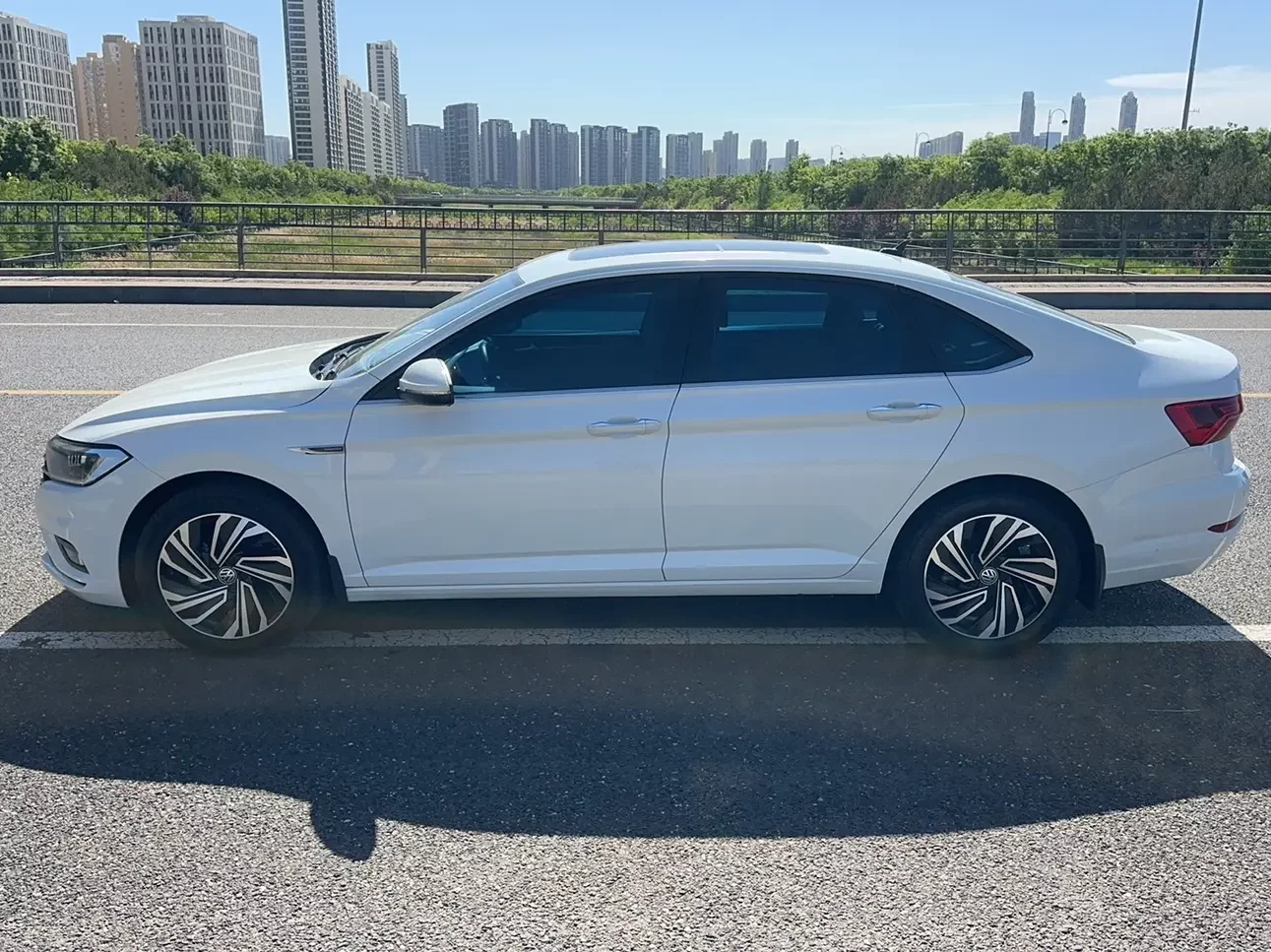 Volkswagen Sagitar