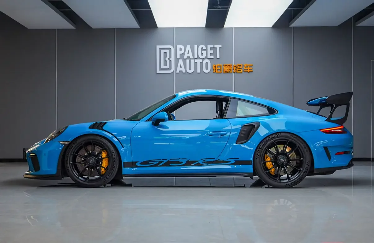 Porsche 911