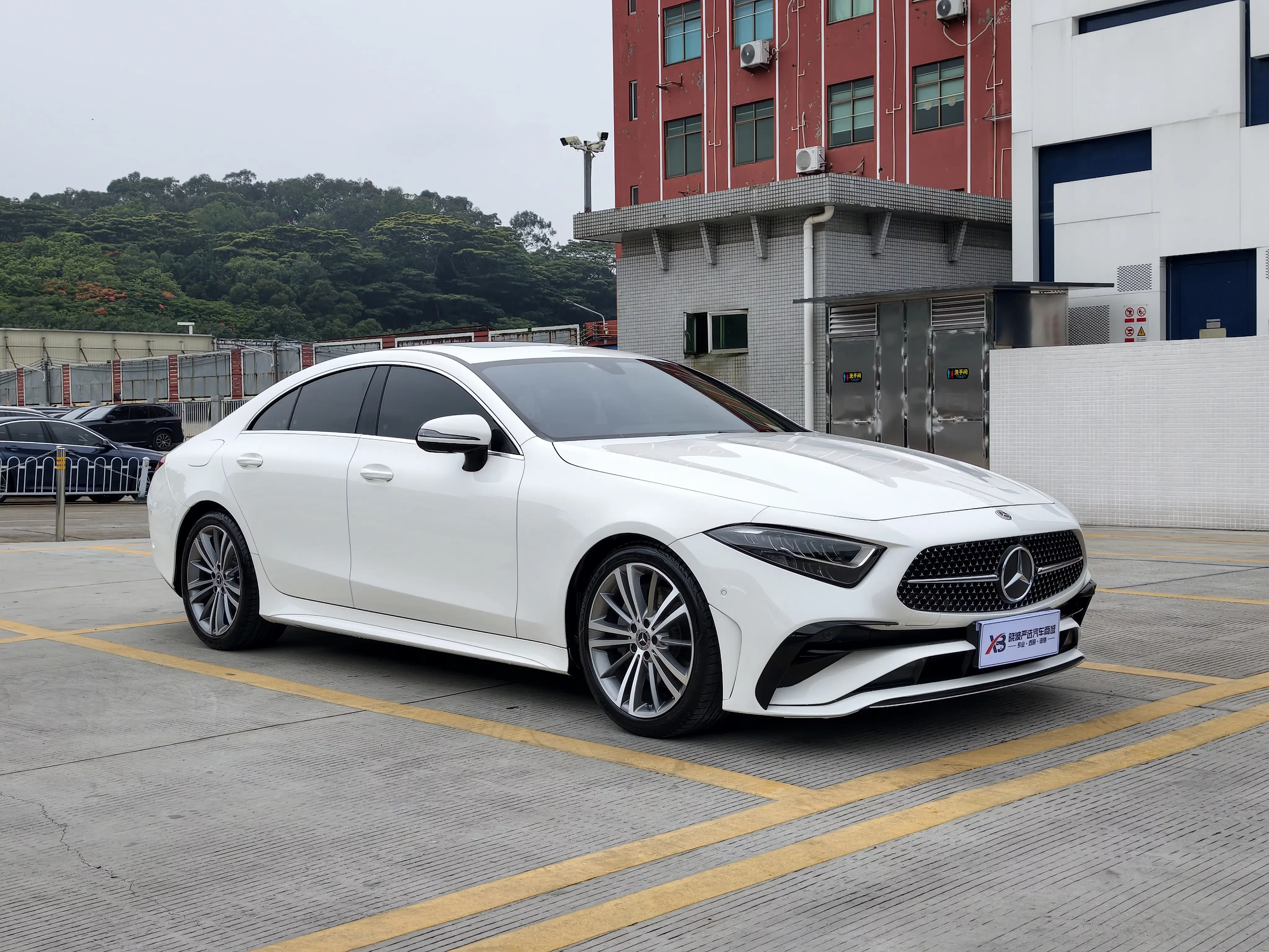 Mercedes-Benz CLS
