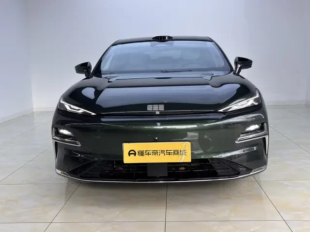 Geely Galaxy Star 8 PHEV