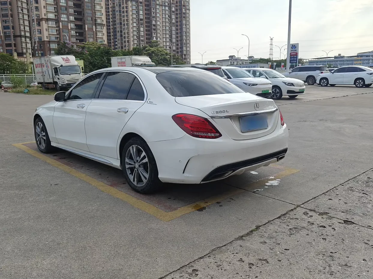 Mercedes-Benz C Class