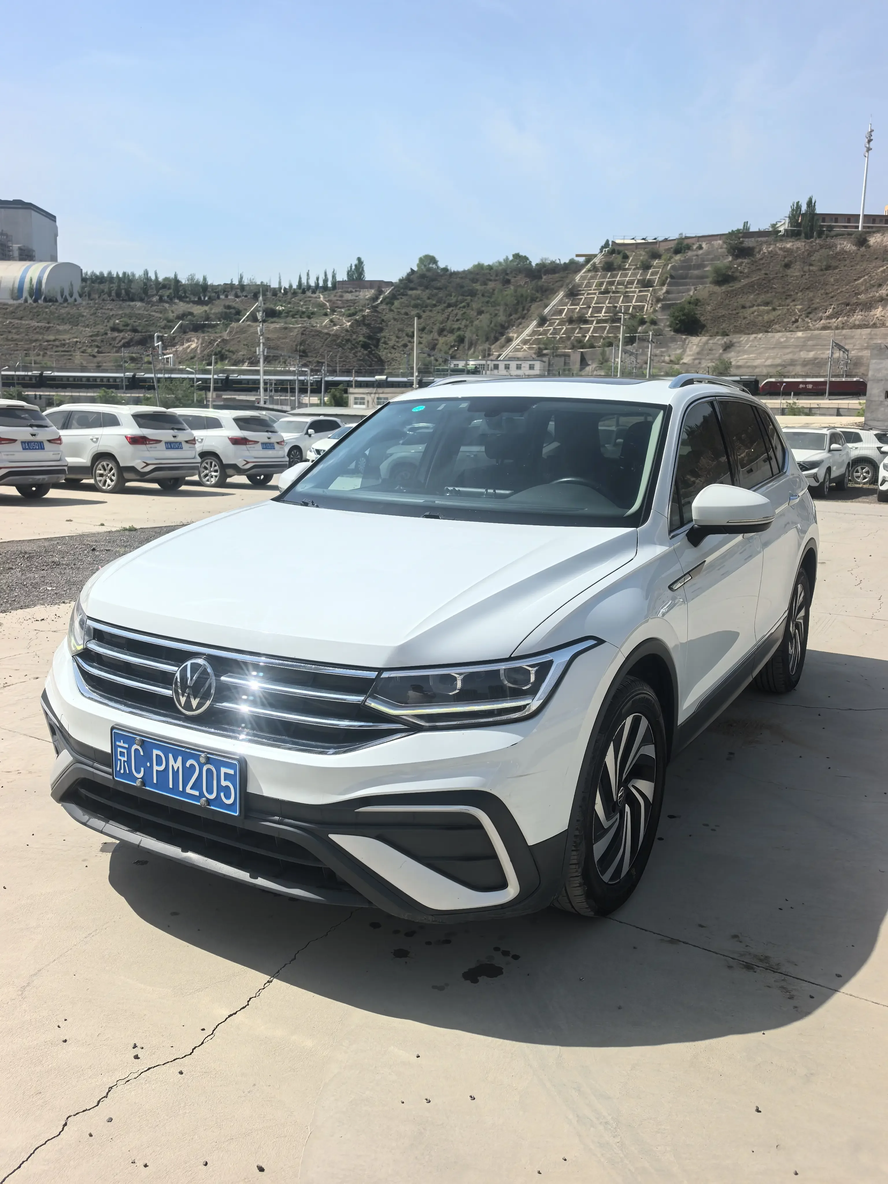 Volkswagen Tiguan L
