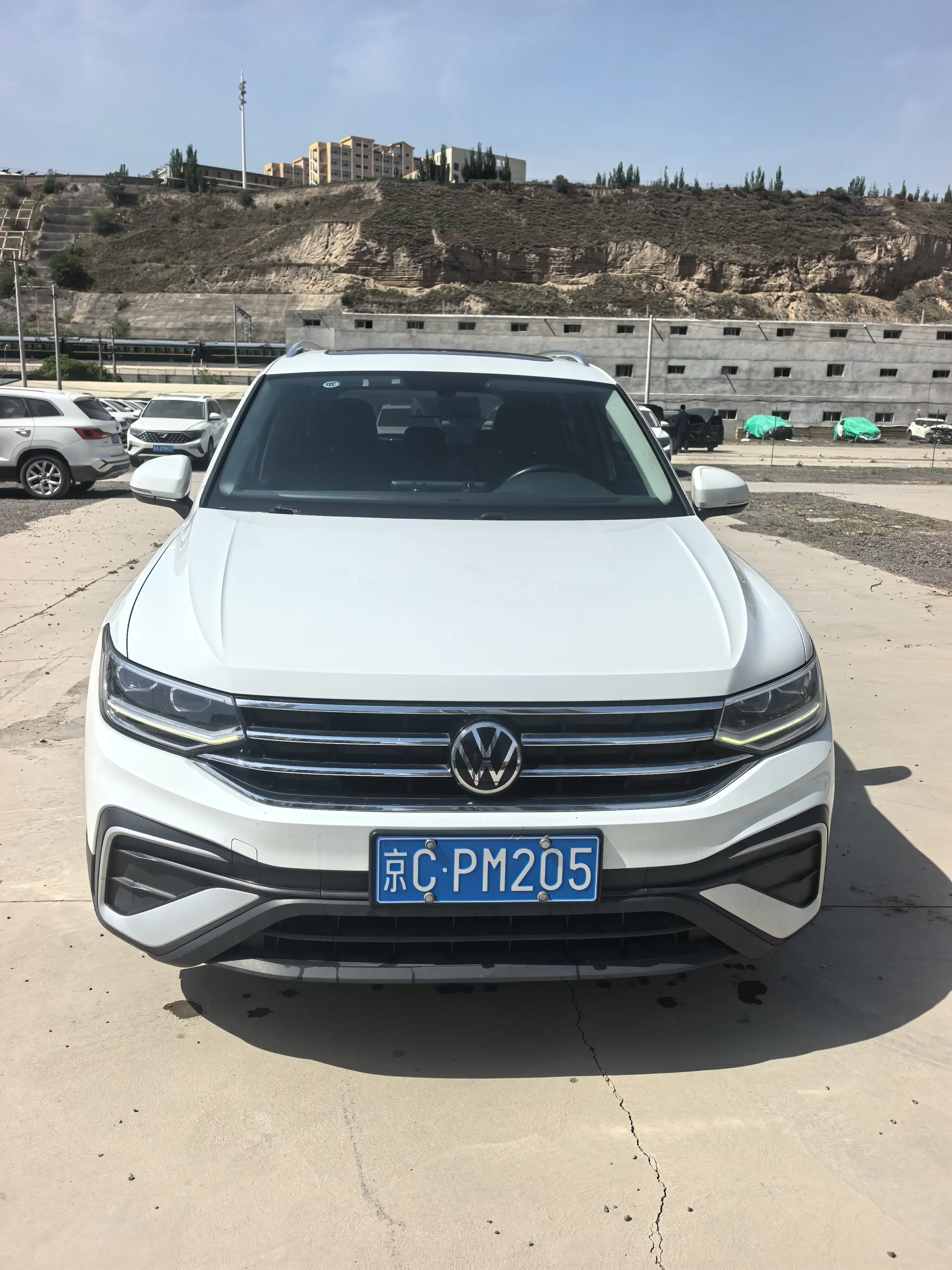 Volkswagen Tiguan L