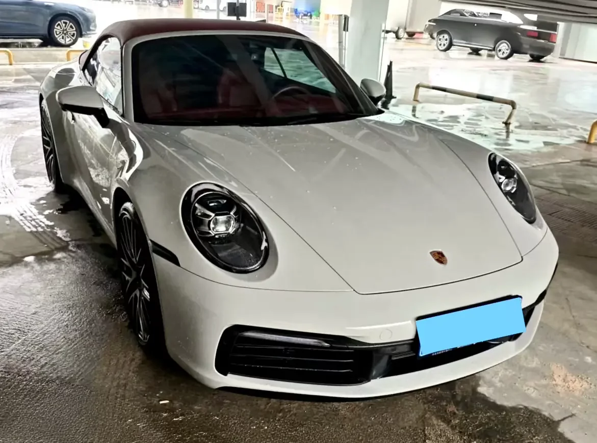 Porsche 911