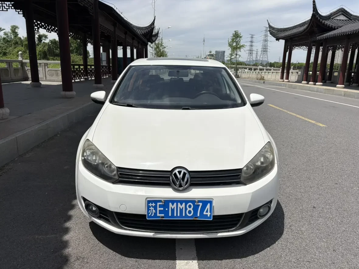 Volkswagen golf