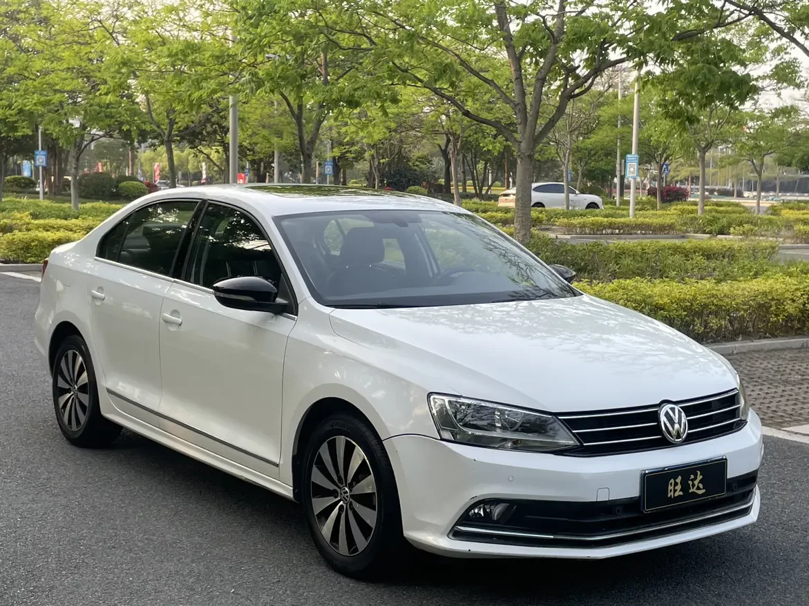 Volkswagen Sagitar
