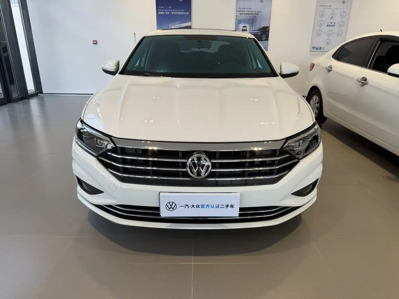 Volkswagen Sagitar