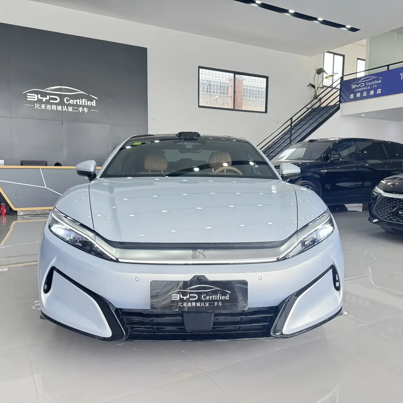 BYD Han L EV