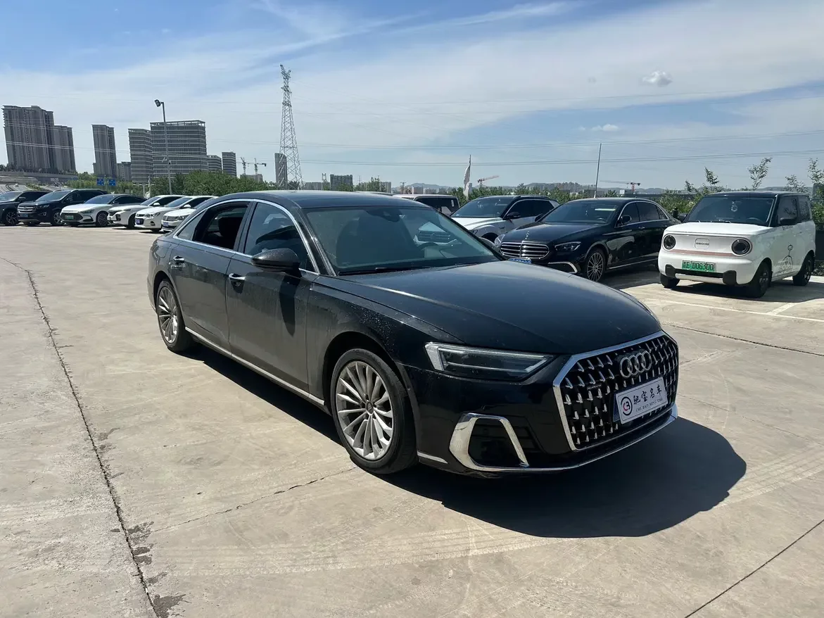 Audi A8