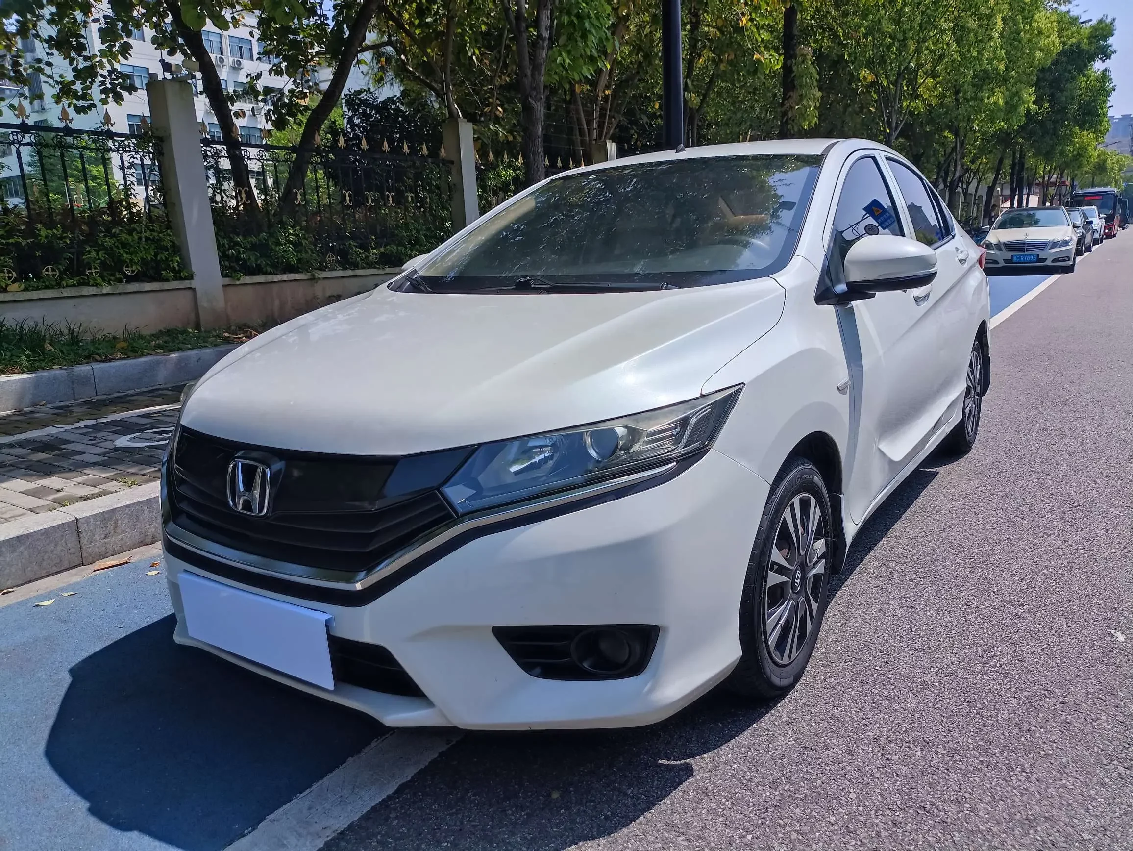 Honda Gray