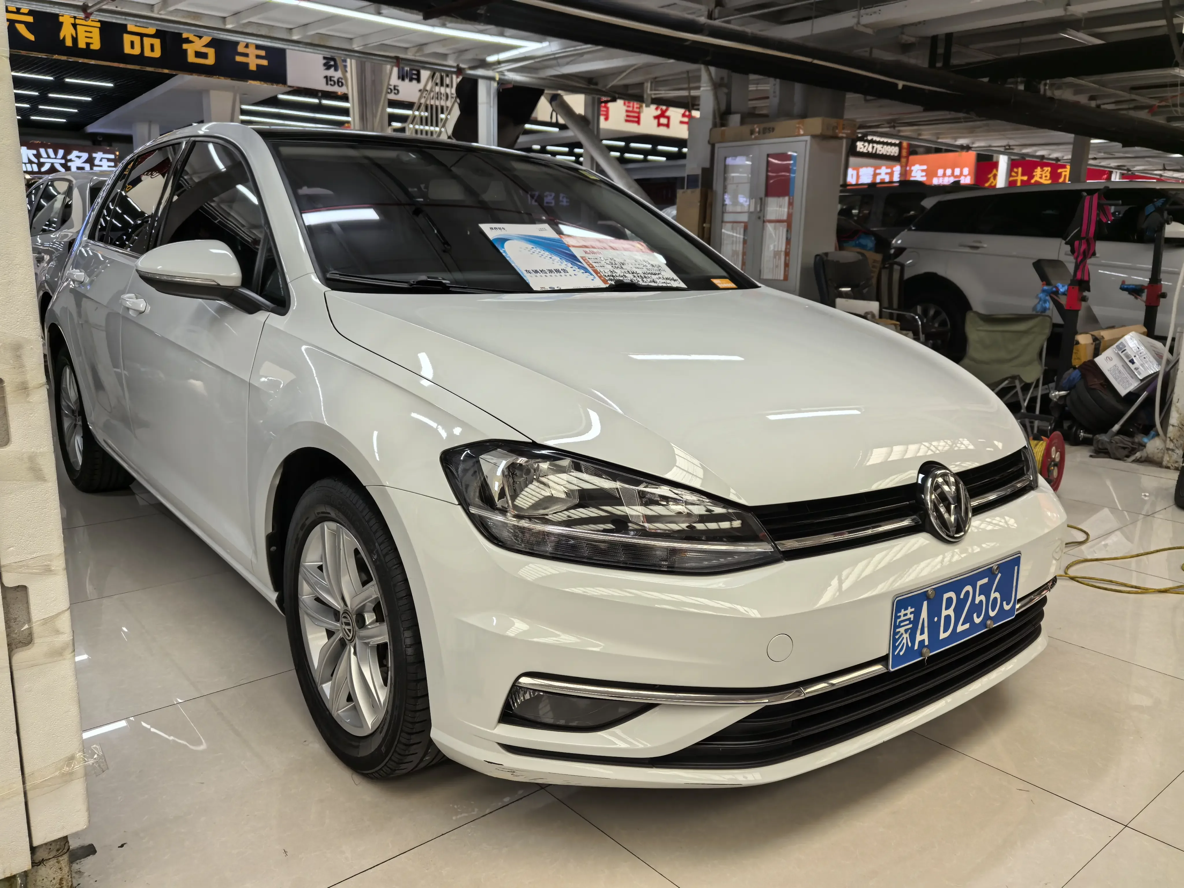 Volkswagen golf