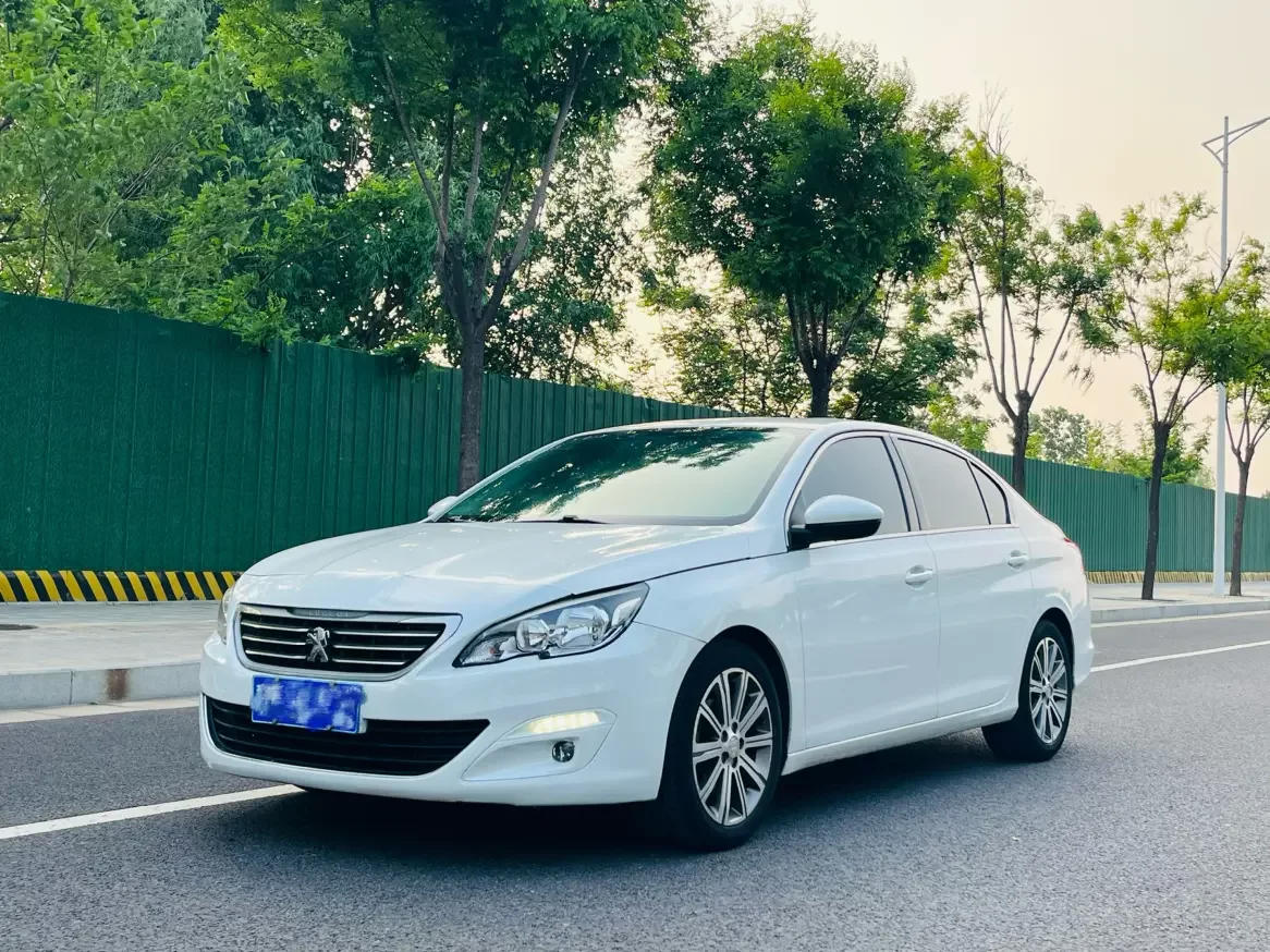 Peugeot 408