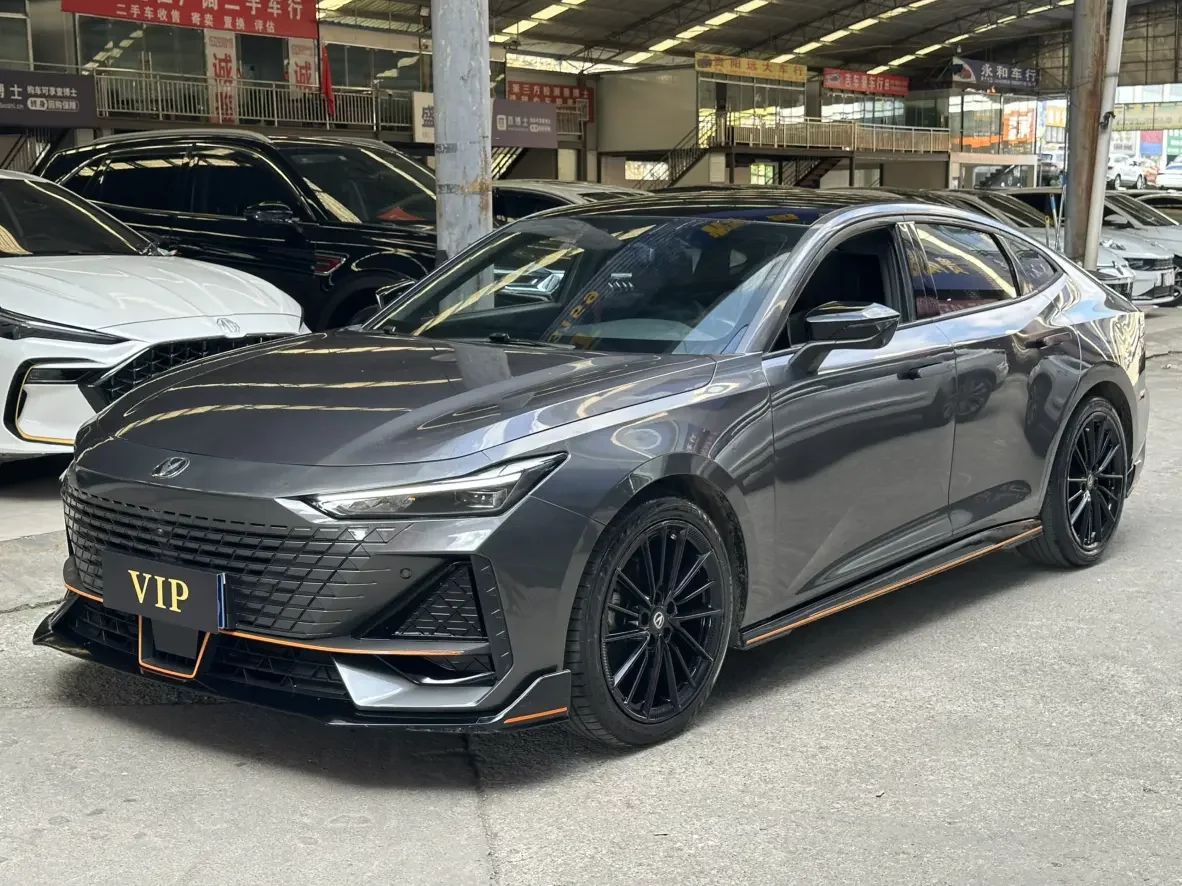 Changan UNI-V