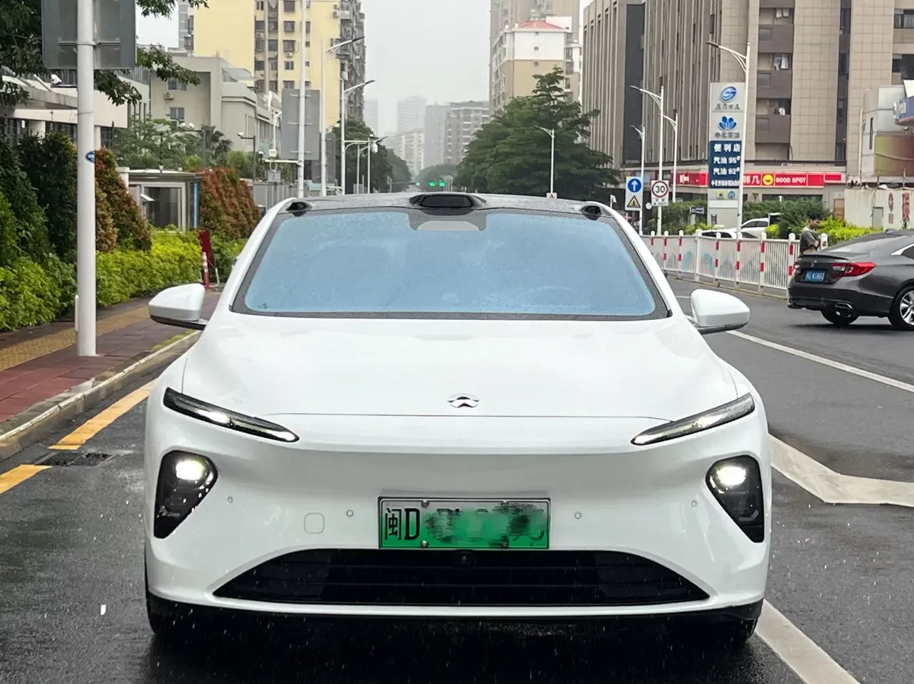 NIO ET7
