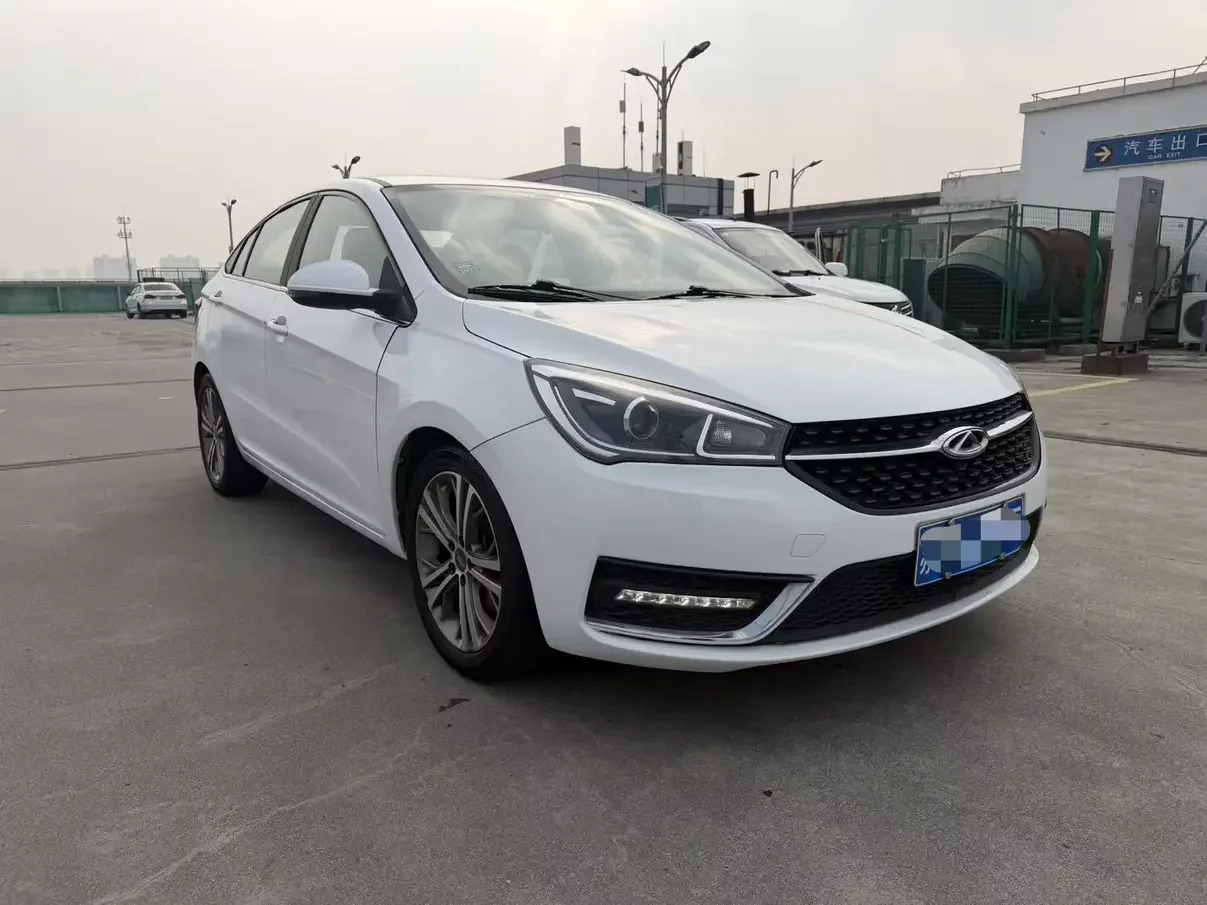 Chery Arrizo 5