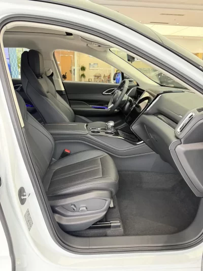Hongqi HS3 PHEV