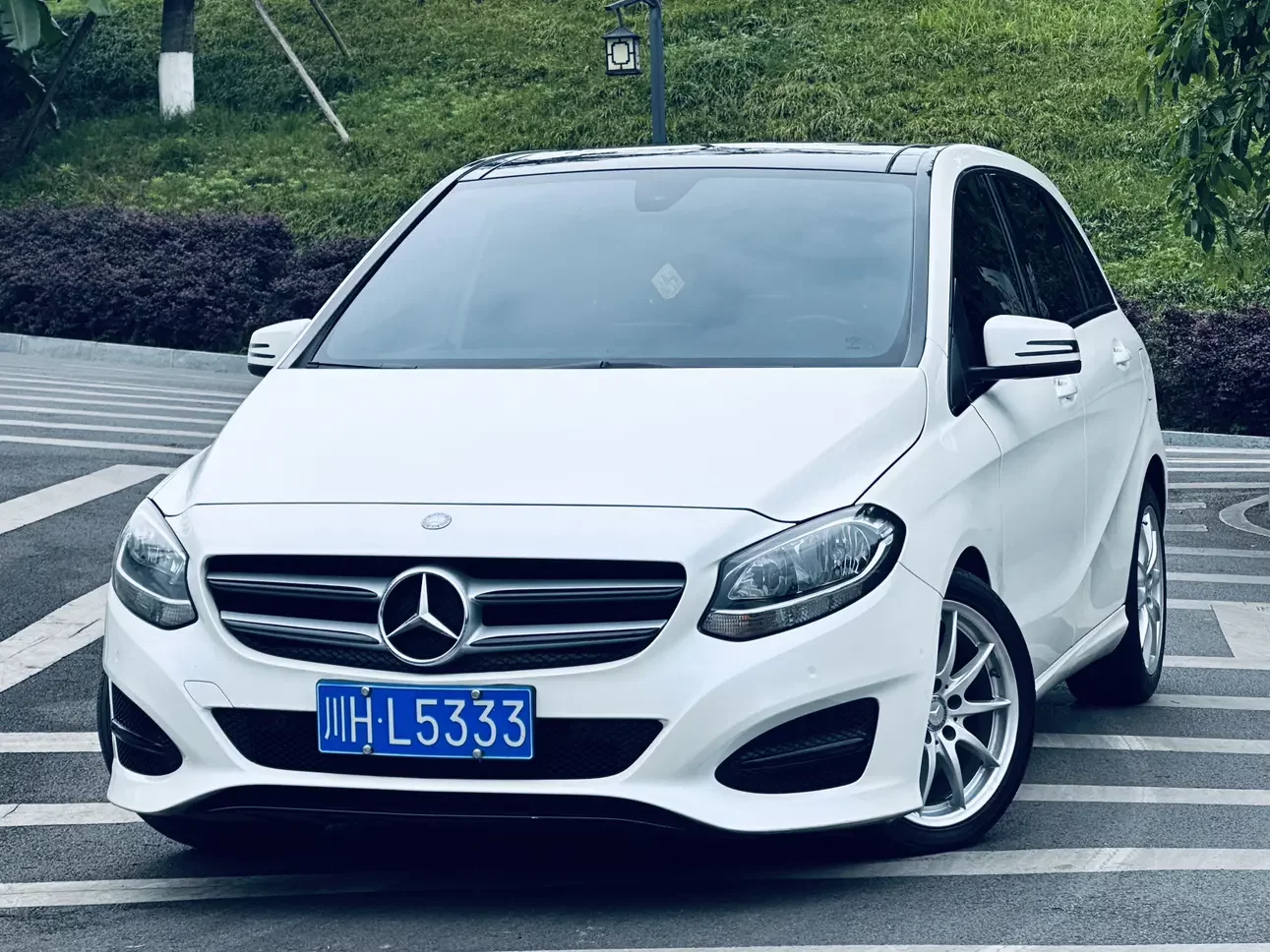 Mercedes-Benz B Class