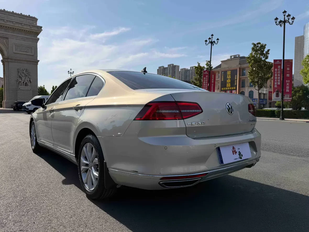 Volkswagen Magotan
