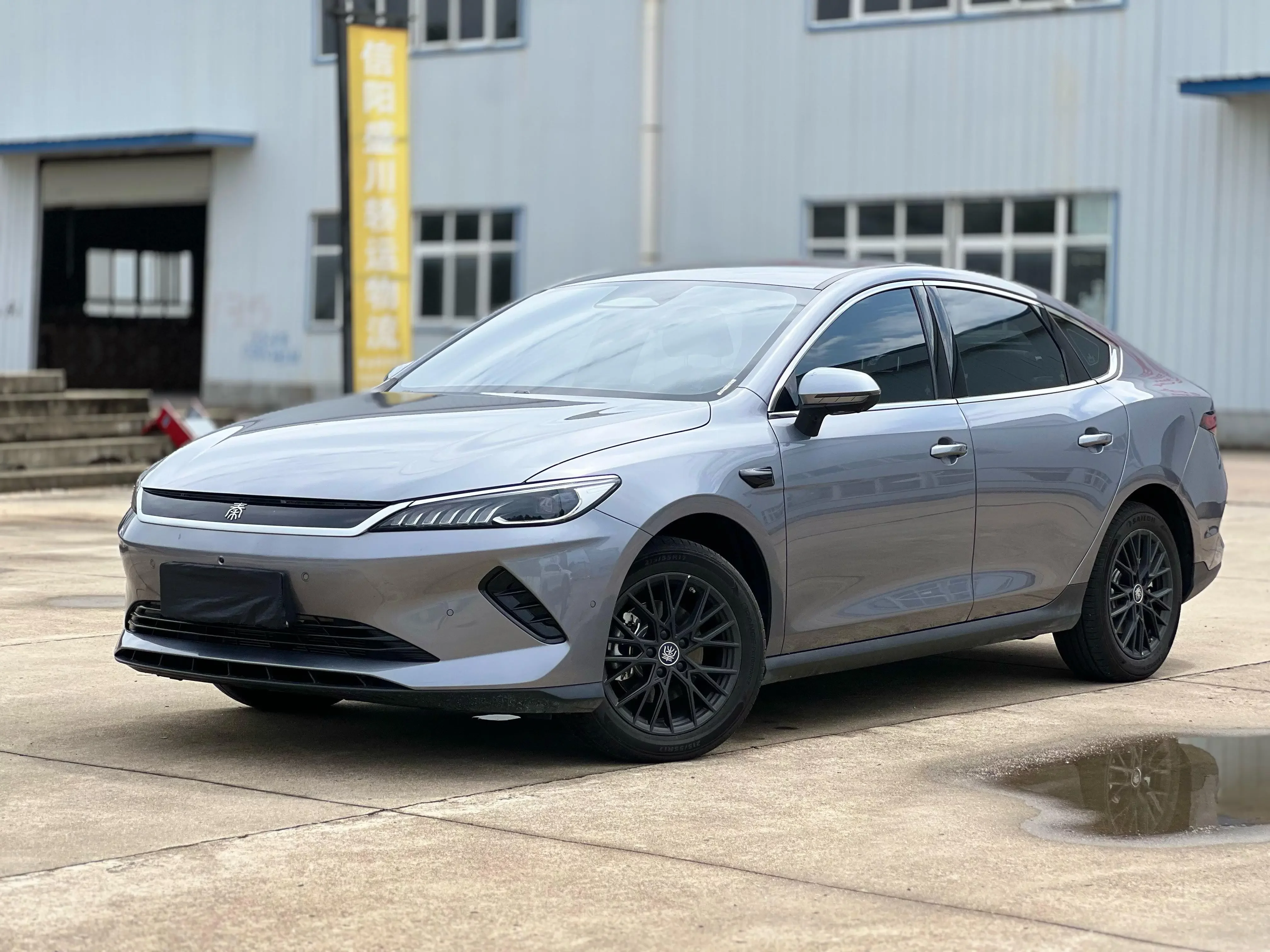 BYD Qin PLUS EV