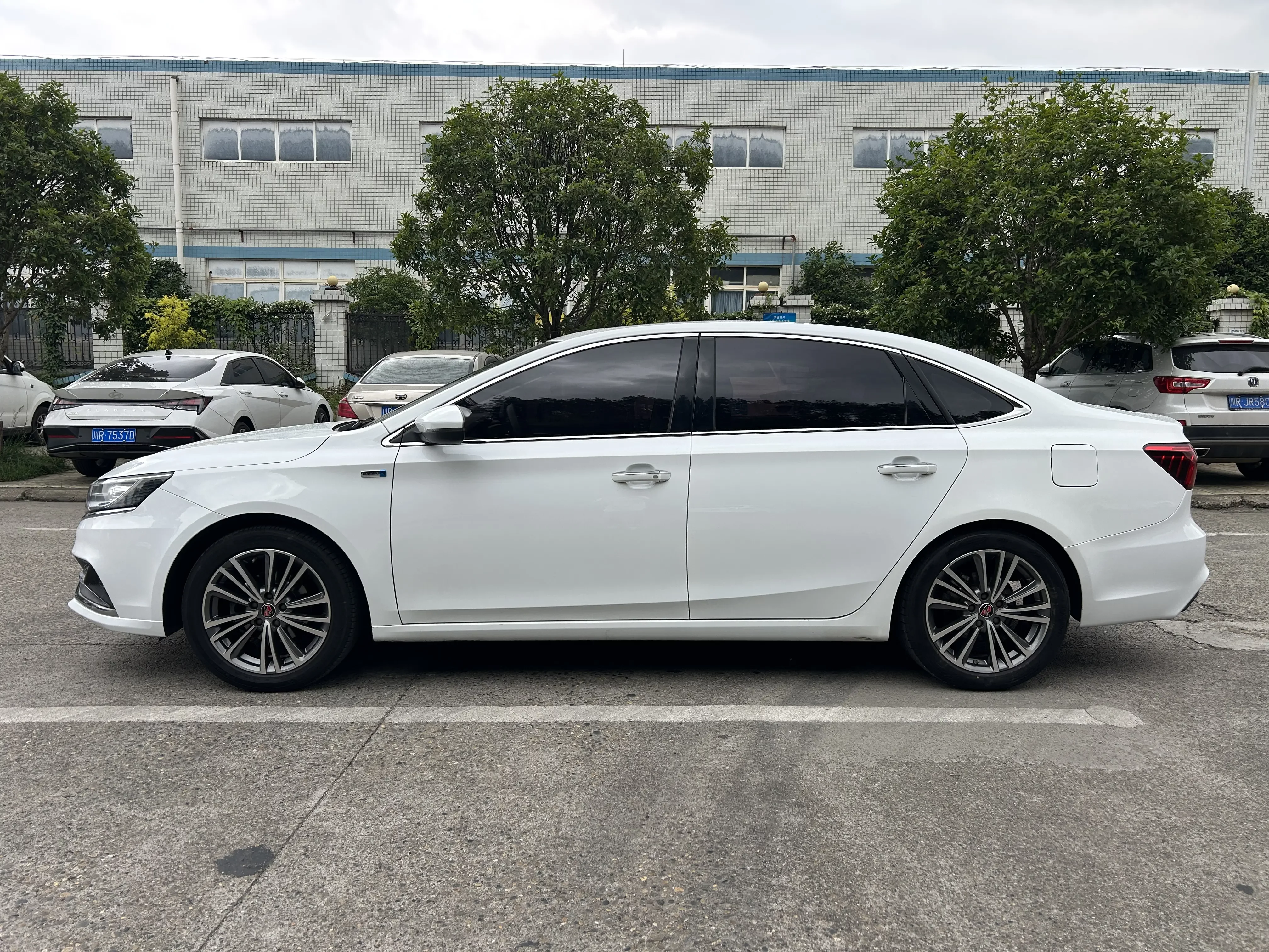 Roewe i6 Classic