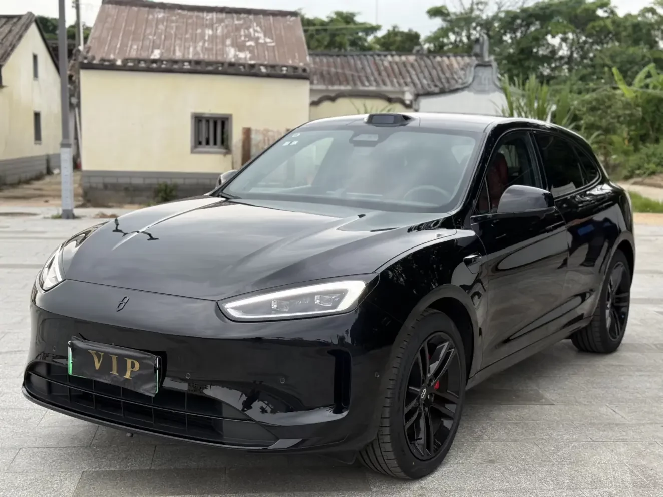 AITO M5