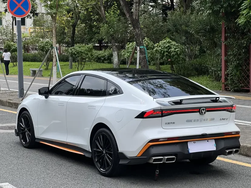 Changan UNI-V