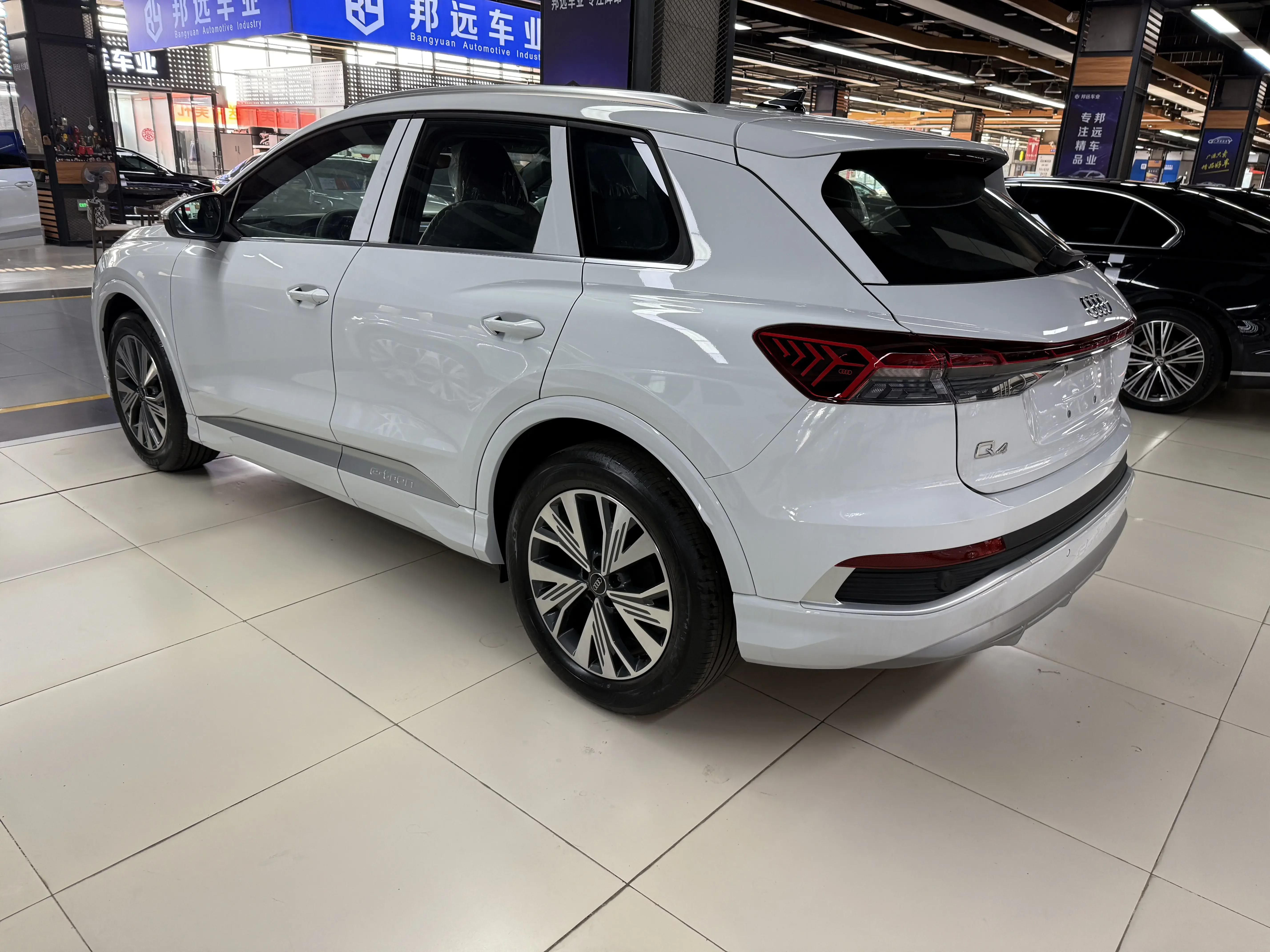 Audi Q4 e-tron