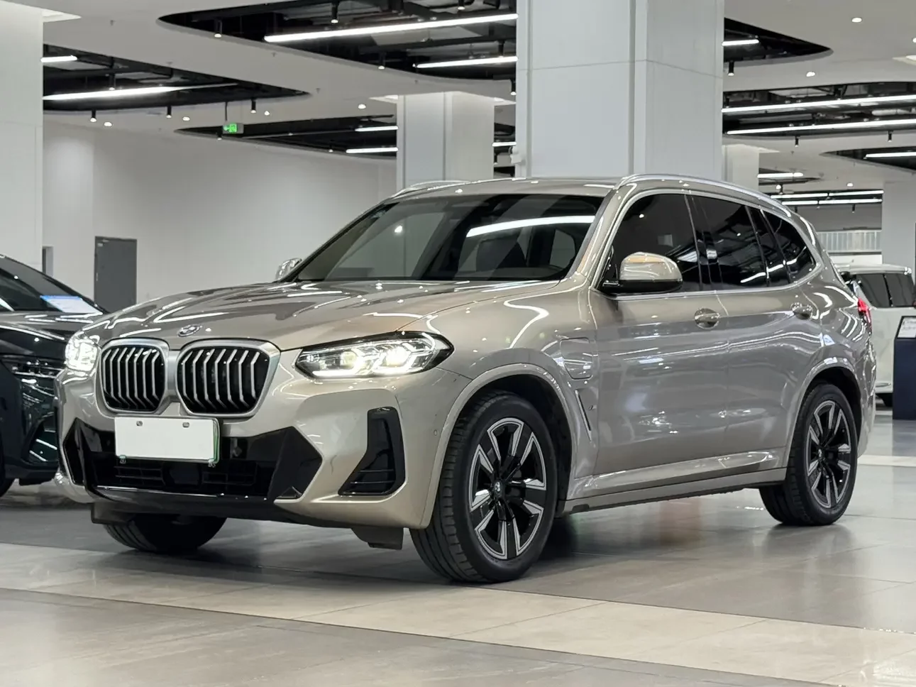 BMW iX3