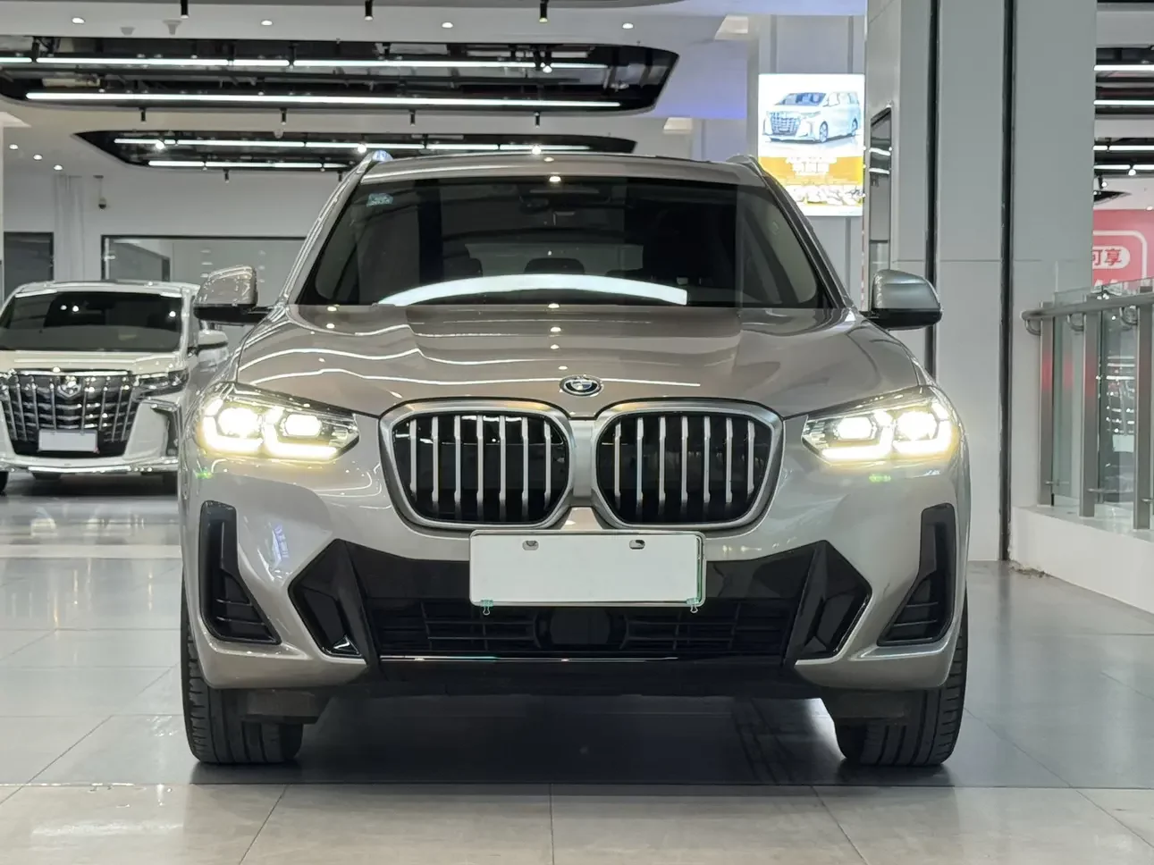 BMW iX3