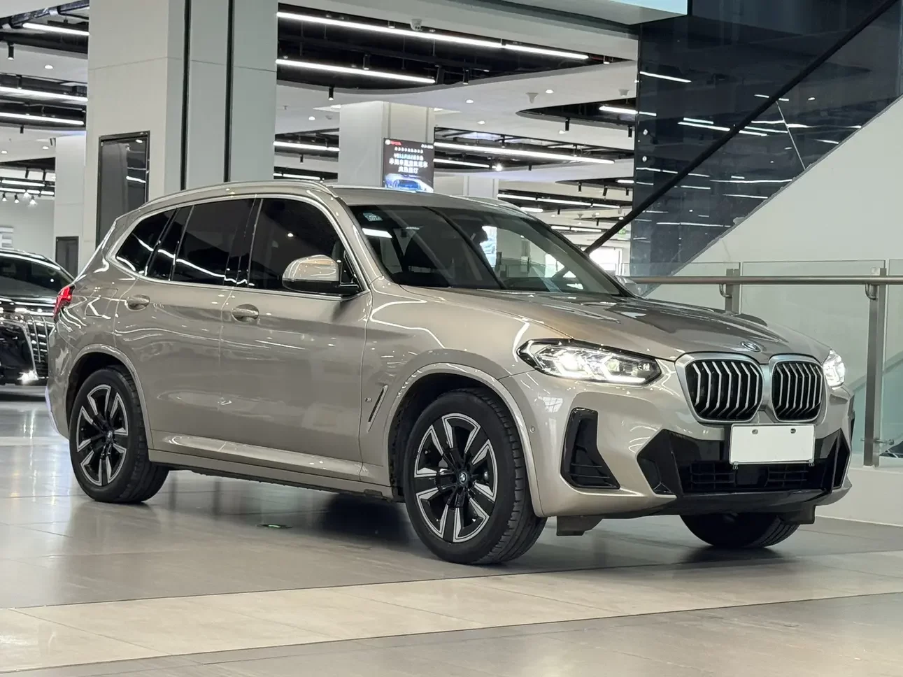 BMW iX3