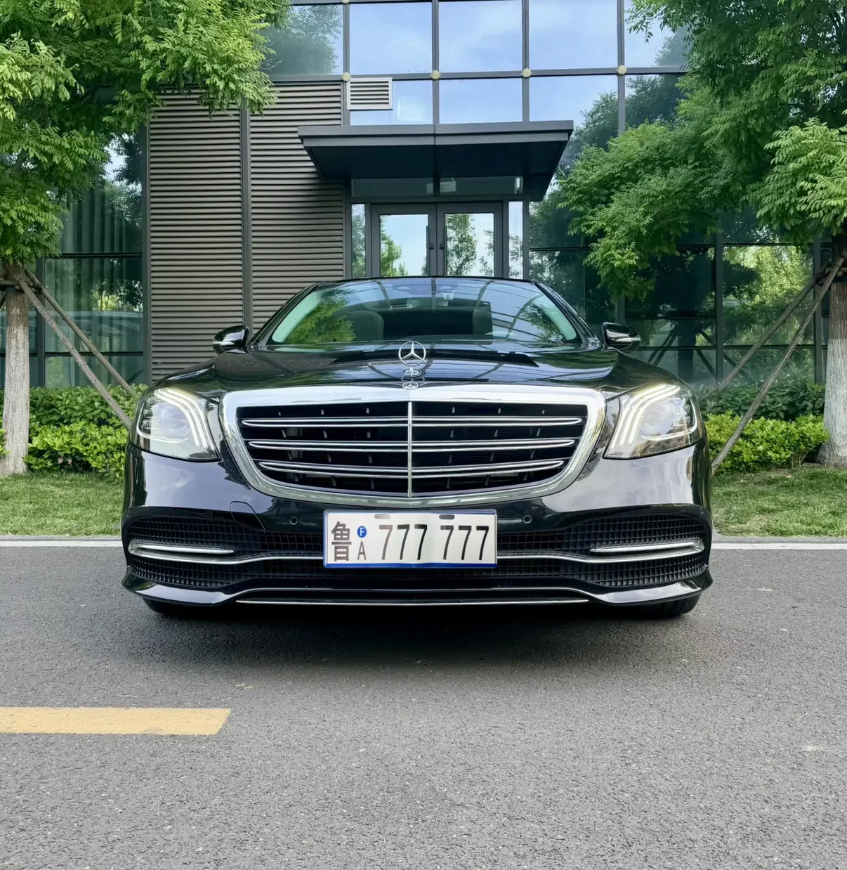 Mercedes-Benz S Class