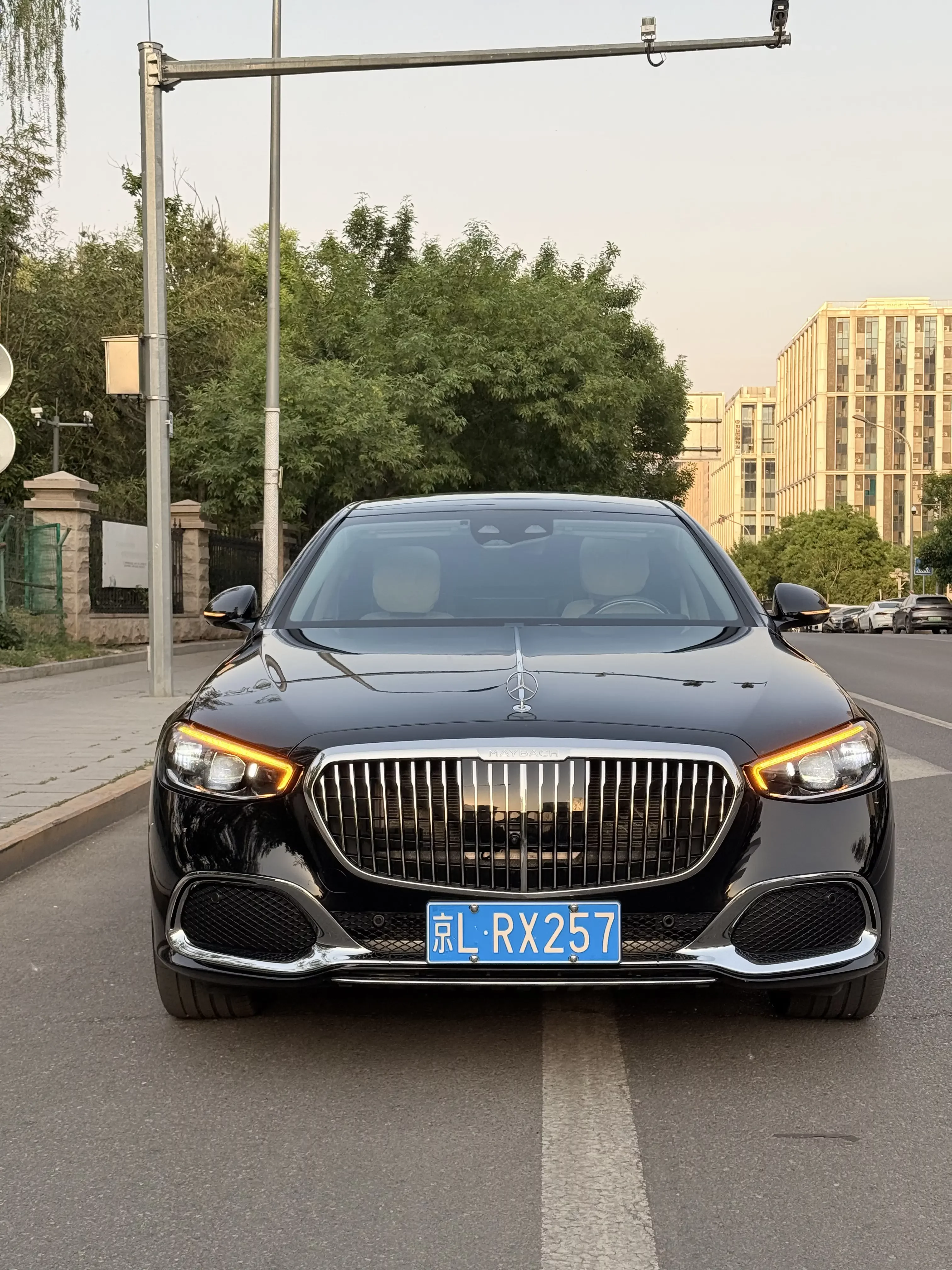 Mercedes-Benz Maybach S-Class