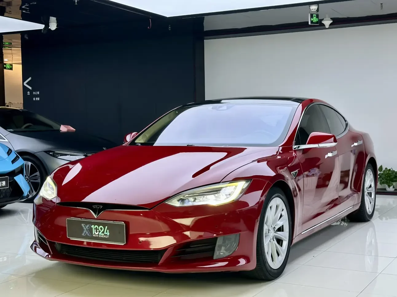 Tesla Model S
