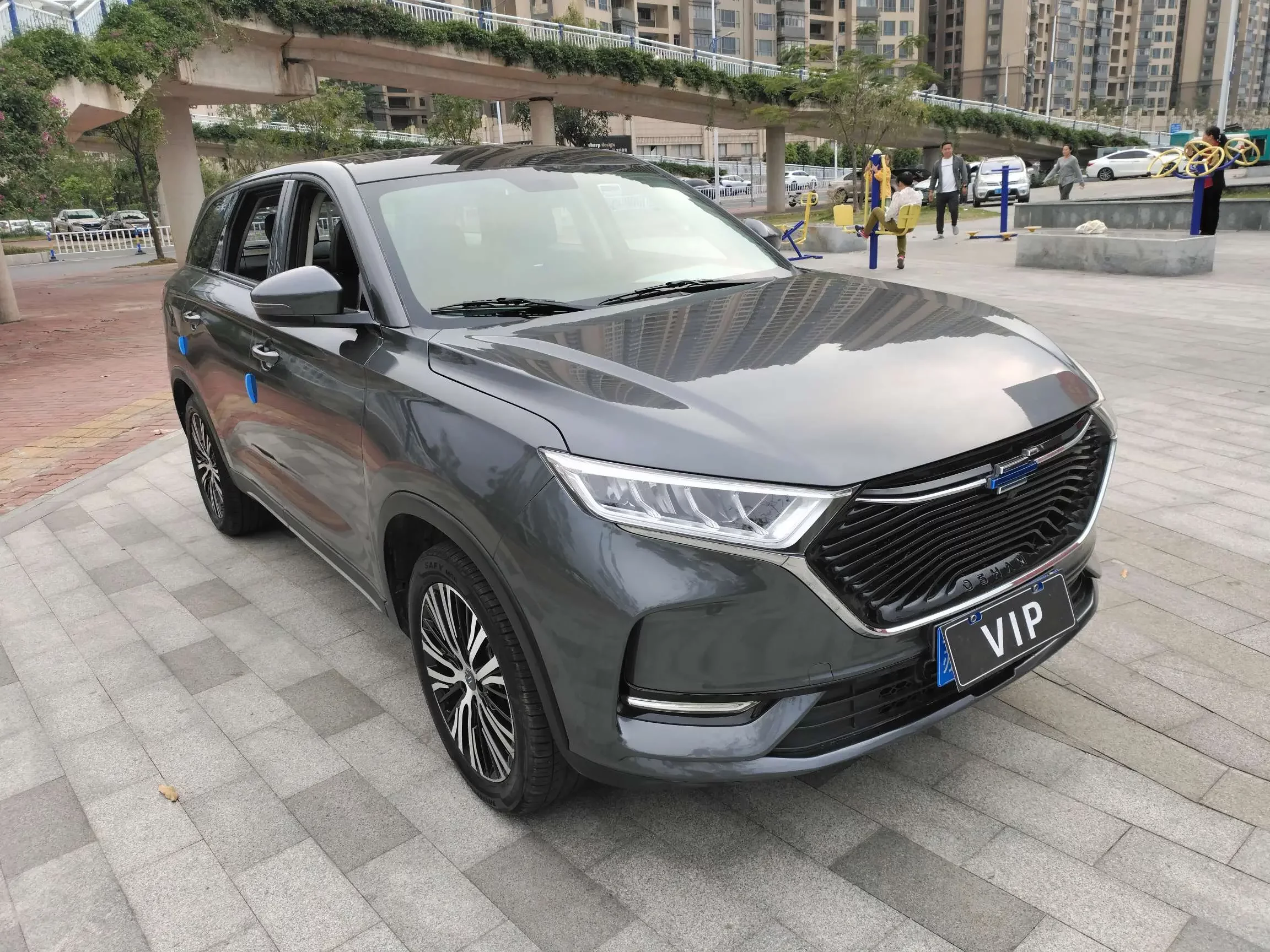 Oshan Changan Auchan X7