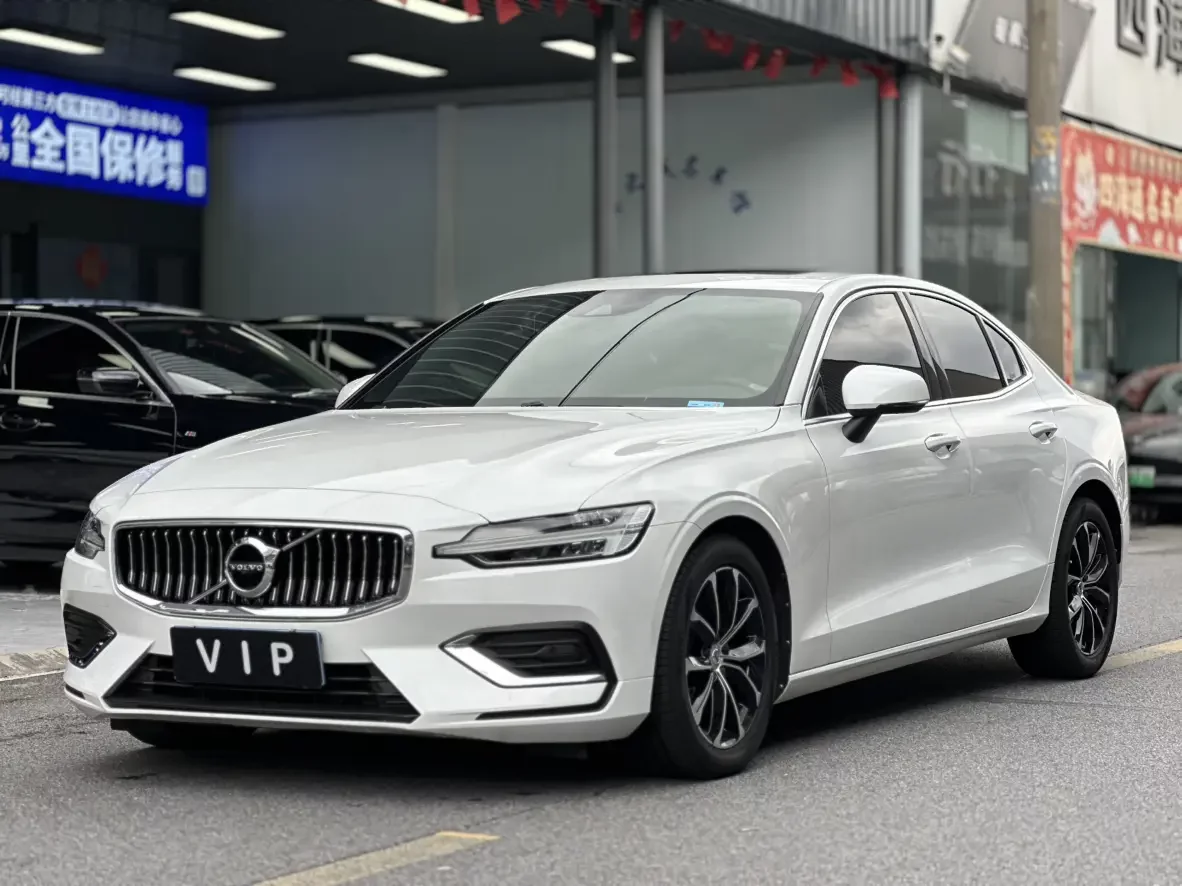 Volvo S60