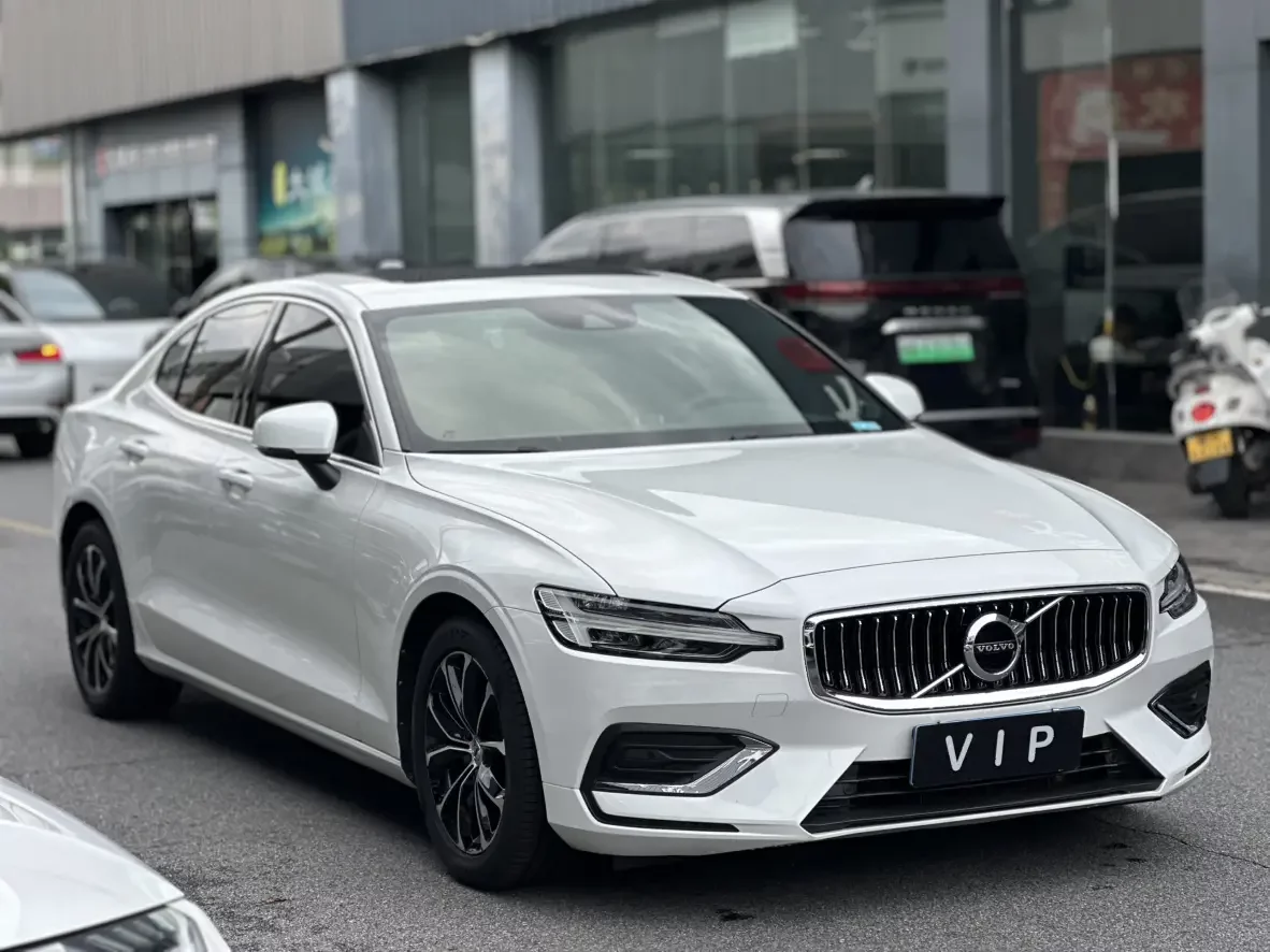 Volvo S60