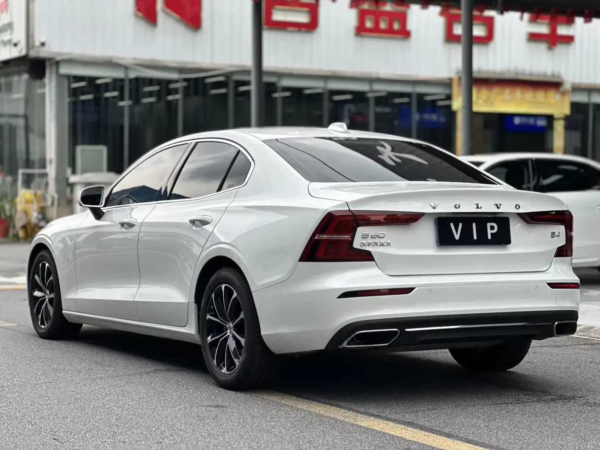 Volvo S60