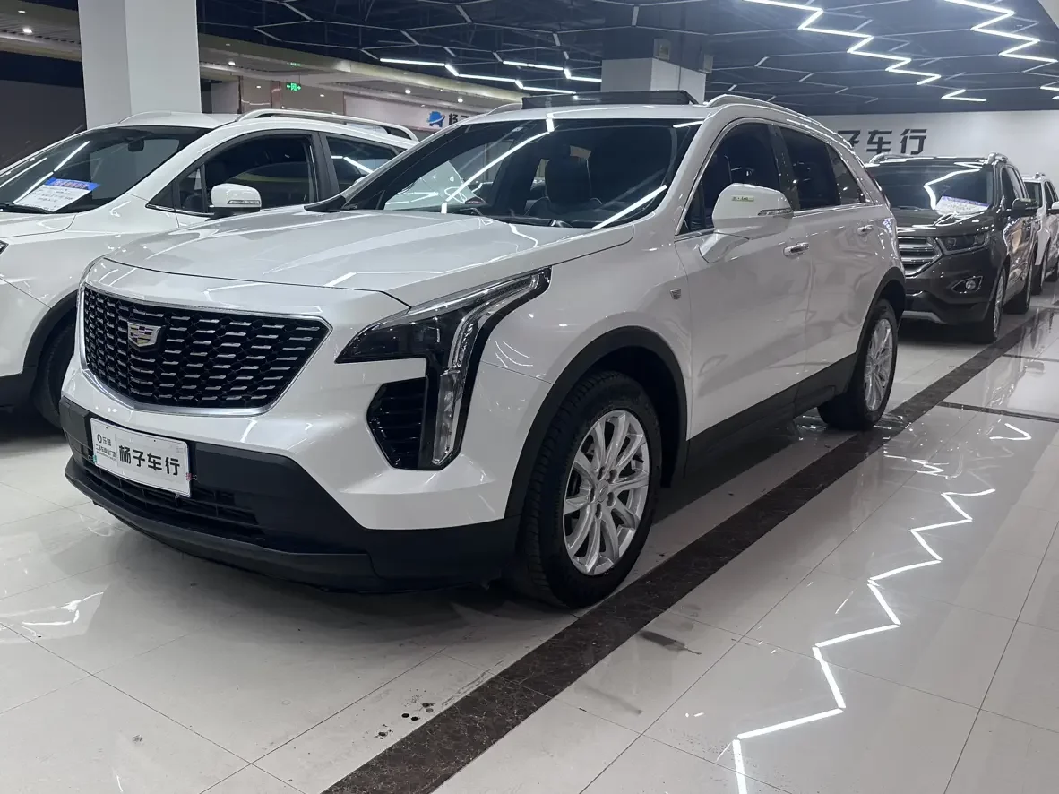 Cadillac XT4