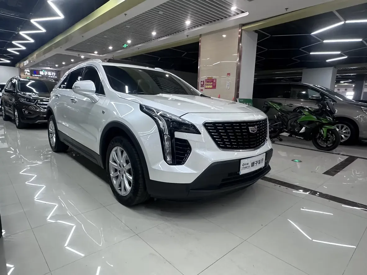 Cadillac XT4