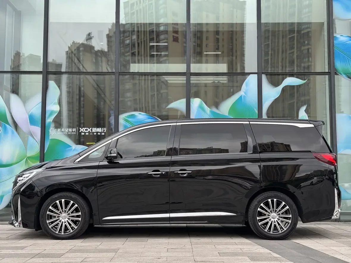 GAC Trumpchi M8