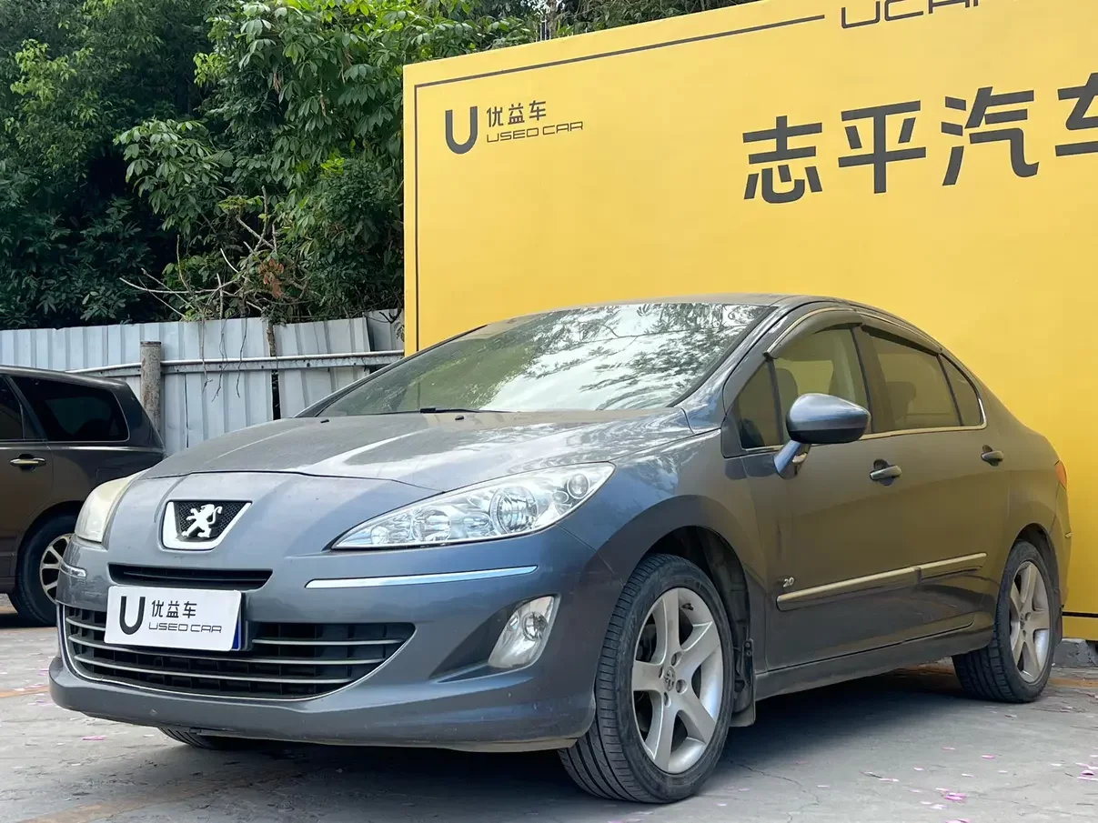 Peugeot 408