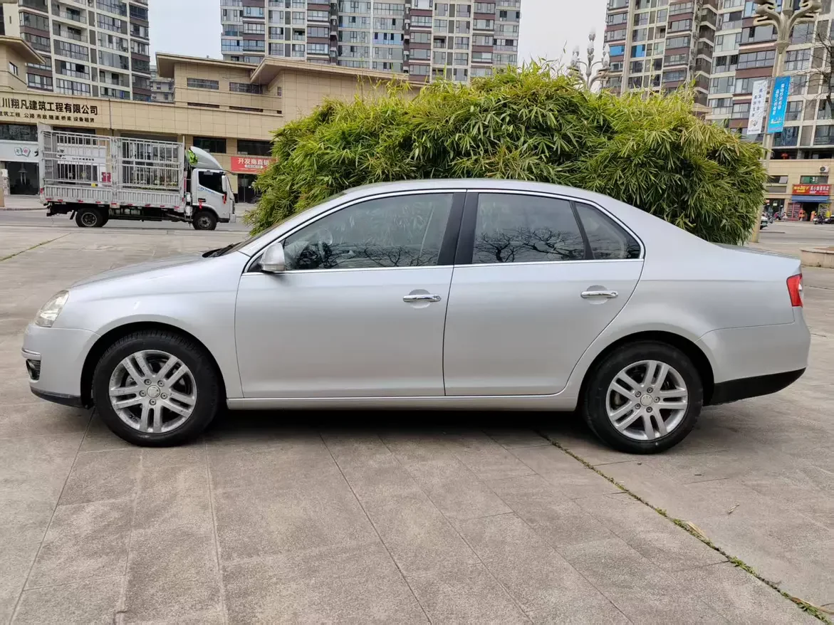 Volkswagen Sagitar