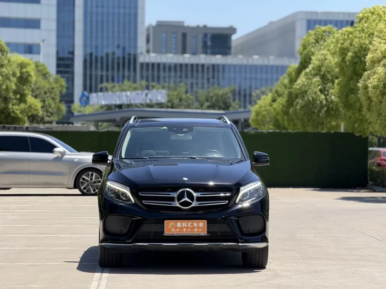 Mercedes-Benz GLE (Imported)